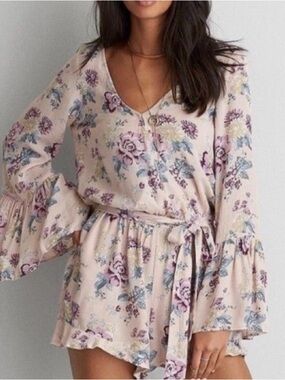 American Eagle Floral Cottagecore Bell Sleeve Romper Size Small Boho Festival